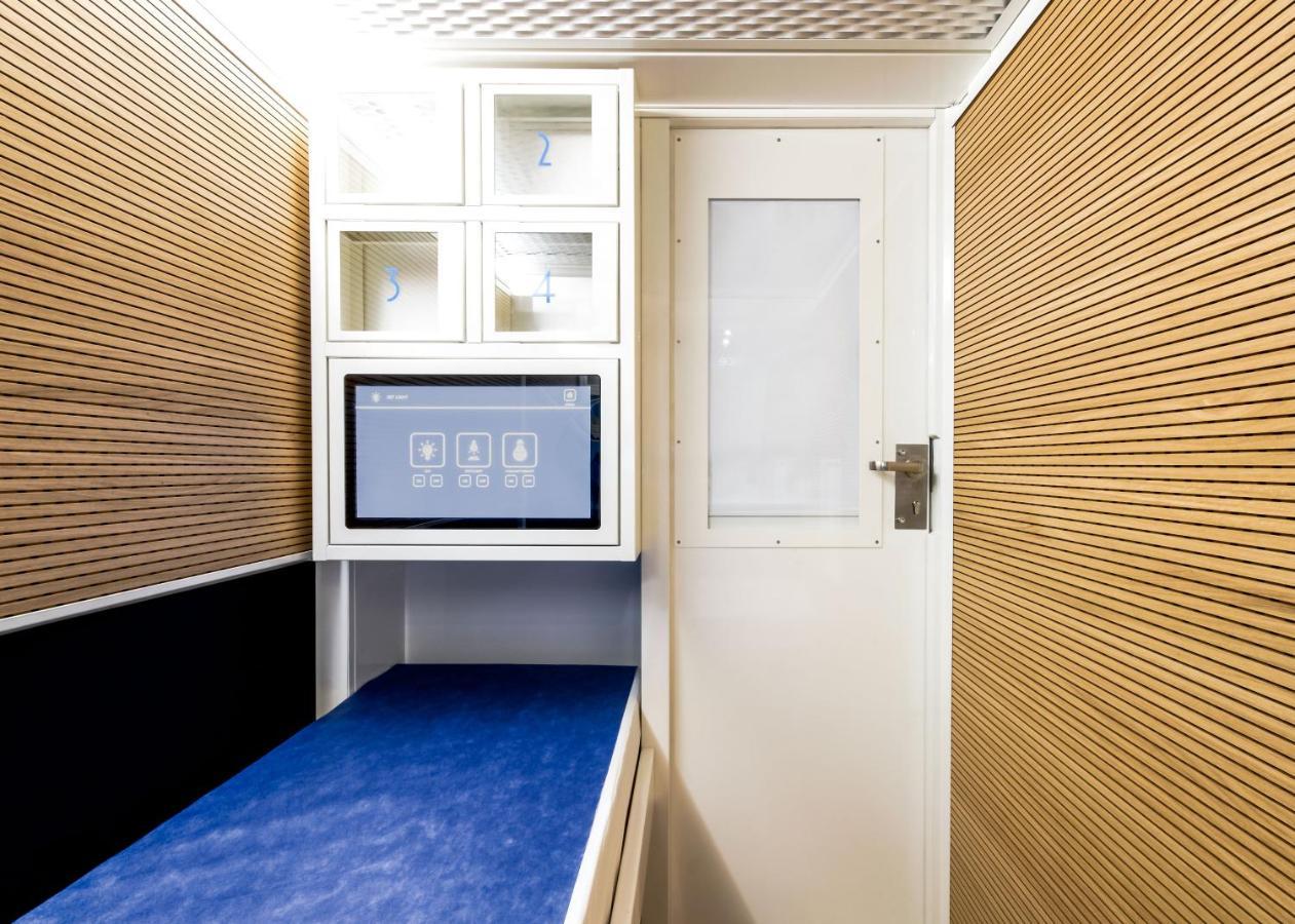 Resting Pods - Zzzleepandgotrn Torino Airport Hotell Caselle Torinese Exteriör bild